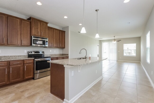 Building Photo - 931 Glendale Ln