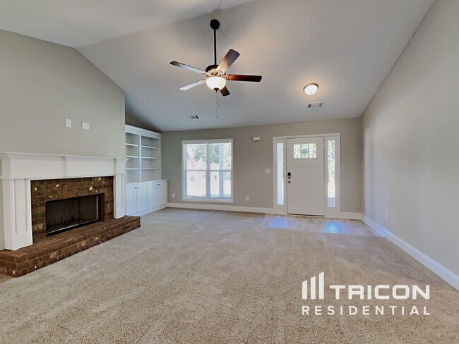 Foto del edificio - 487 Kinsley Wy