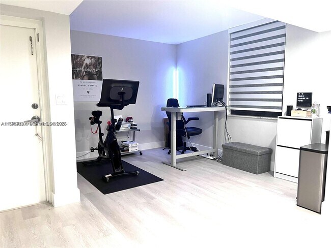 Foto del edificio - 20200 W Country Club Dr