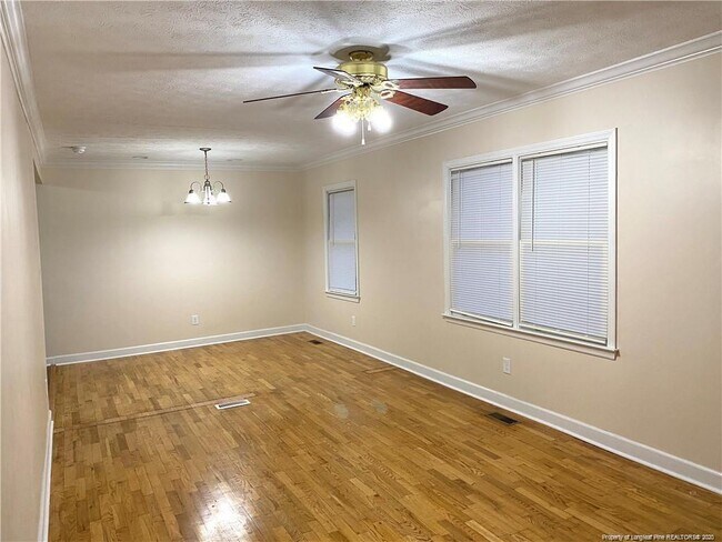 Building Photo - 1223 Nathaniel Ave