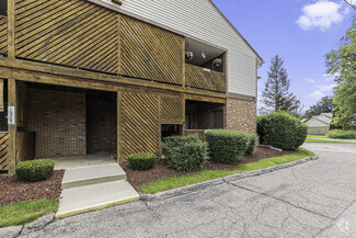 Building Photo - 16507 Woodlane