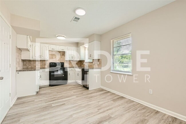 Building Photo - 413 Lindo Dr