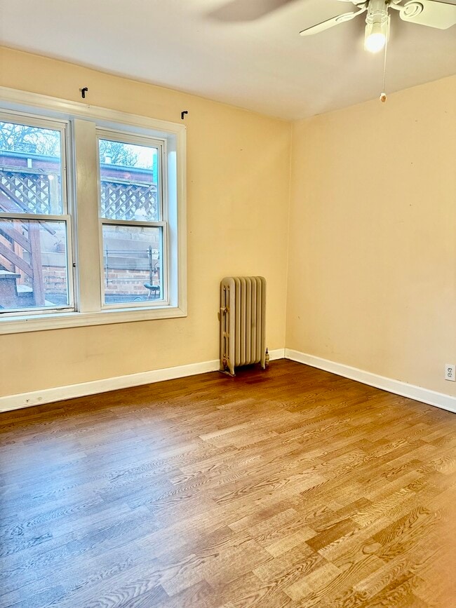 Building Photo - 4318 W Lawrence Ave