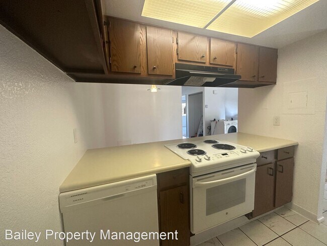 Foto del edificio - 2 br, 1 bath House - 250 River Street #421