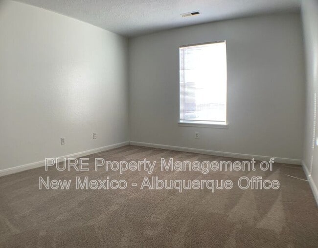 Building Photo - 334 Kittell Loop