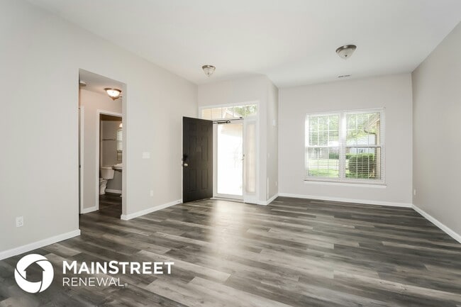 Building Photo - 218 Brower Ln