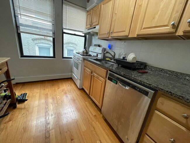 Building Photo - 181 Allston St