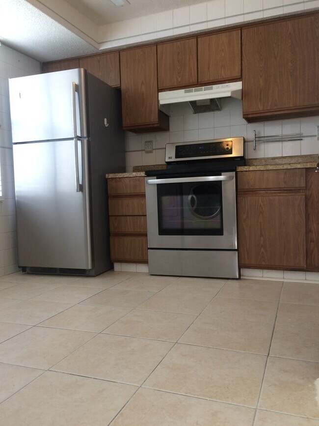 Foto del edificio - 9620 Vinca Cir