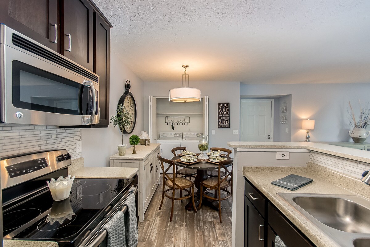 Lake Club Apartments Lewis Center, OH