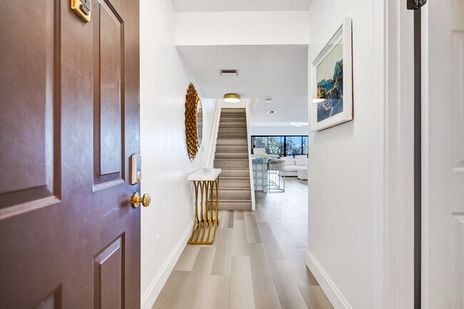 Foto del edificio - 270 Captains Walk