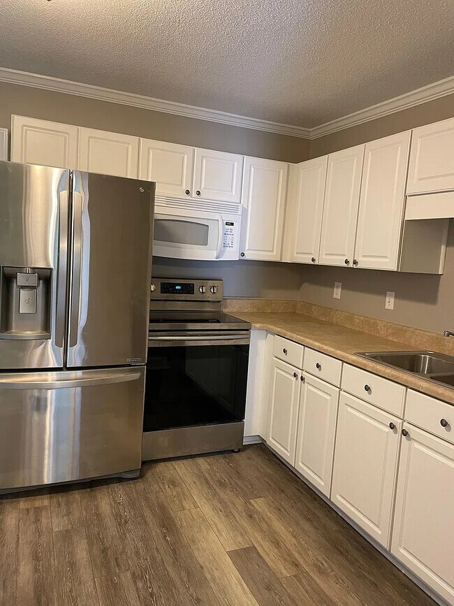 Foto del edificio - 1852 Mepkin Rd