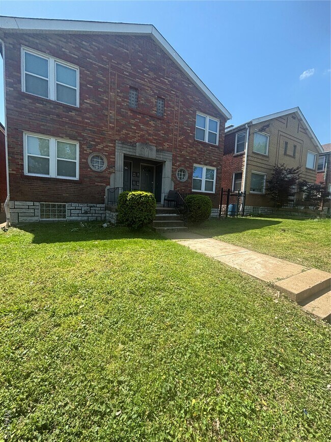 Foto del edificio - 3720 Chippewa St