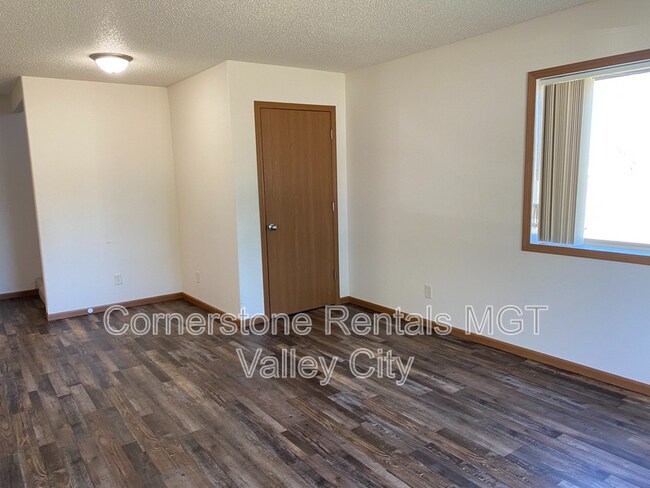 Foto del edificio - 508 10th St NE