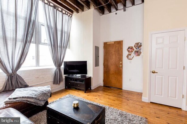 Foto del edificio - 141 N 2nd St