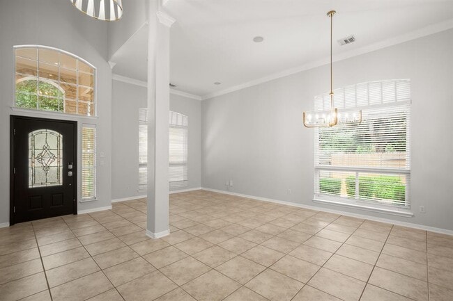 Building Photo - 6612 Casimir Cove