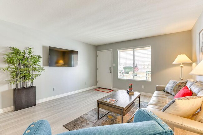 Foto del edificio - 5995 N 78th St