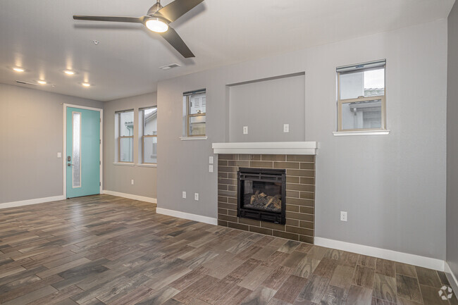 1HAB, 1BA - 826SF - PARK PLACE - RENO