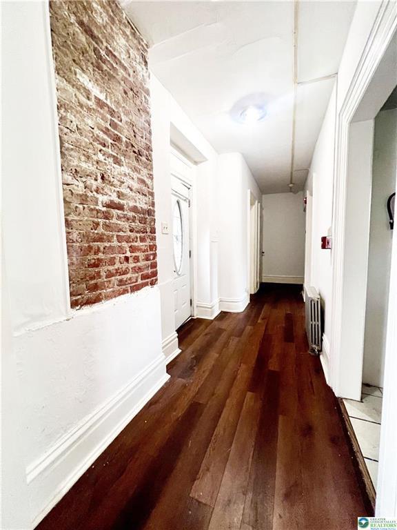 Building Photo - 226 N 13th St