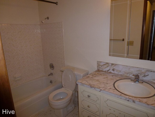 Foto del edificio - 7101 Roosevelt Way NE