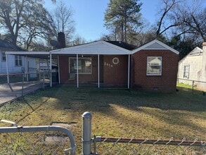 Building Photo - 2414 Poplar St