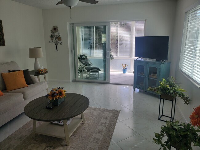 Foto del edificio - 2950 SE Ocean Blvd