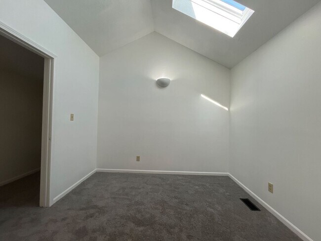 Foto del edificio - 210 S Nichols Ave