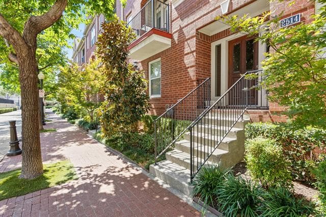 Foto del edificio - 2514 Worthington St