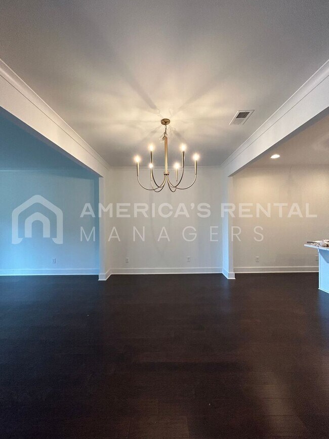 Foto del edificio - New Construction Home for Rent in Vestavia...