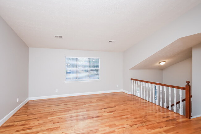 Building Photo - 1801 Hickory Creek Ct NW