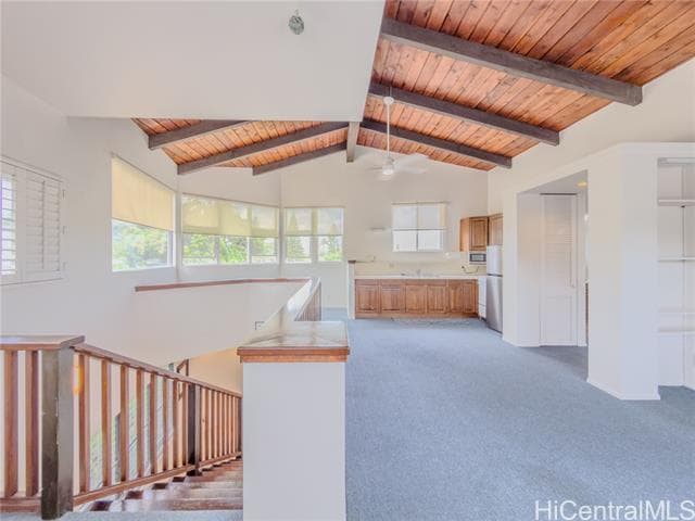 Building Photo - 427 Paumakua Pl