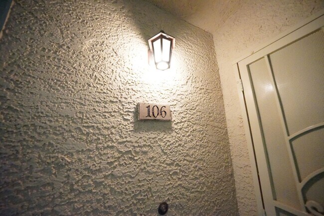 Foto del edificio - Showings Available Now