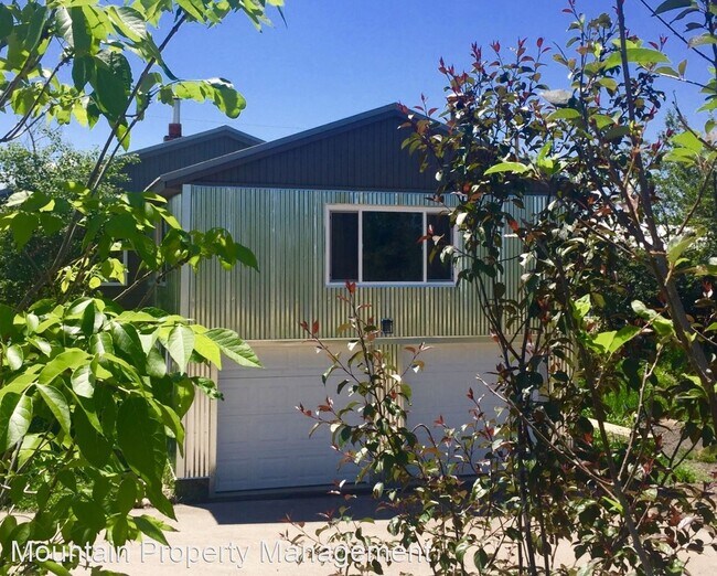 Foto del edificio - 3 br, 2 bath House - 4427 N. State Road 32