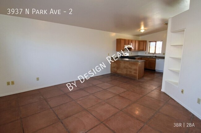 Building Photo - Midtown Single Family 3 Bed 2 Bath