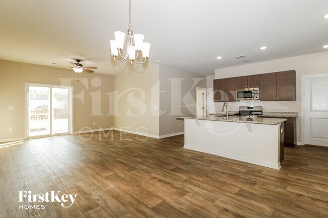 Foto del edificio - 4908 Paddy Fld Wy