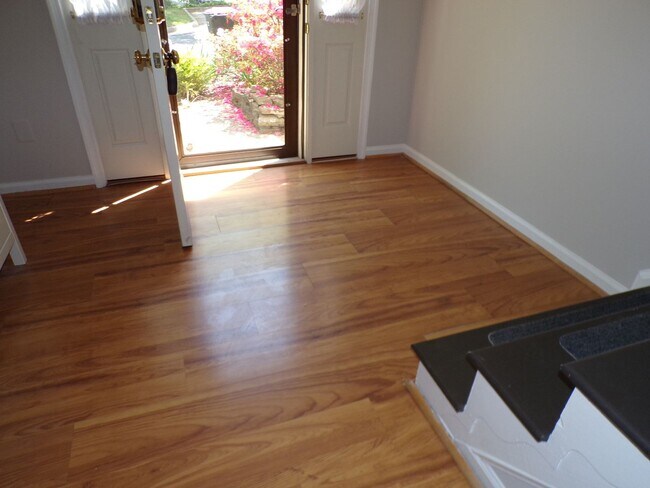 Foto del edificio - Two Primary Suite Townhouse