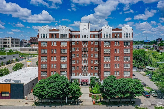 Building Photo - The Barlum