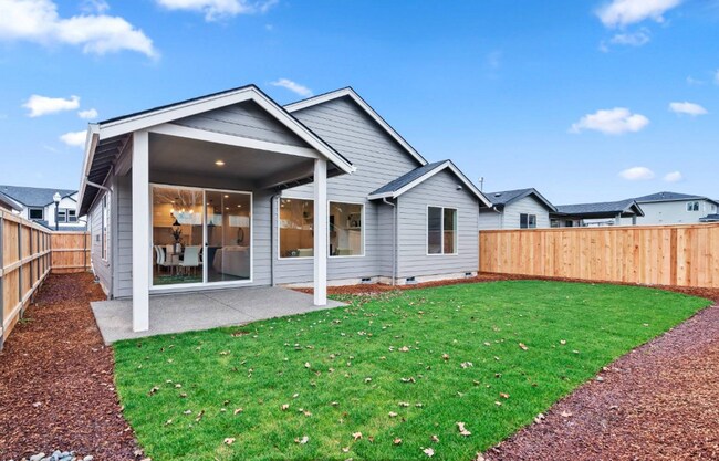 Foto del edificio - Modern Style Home w/ 3 Beds and 2 Bath in ...