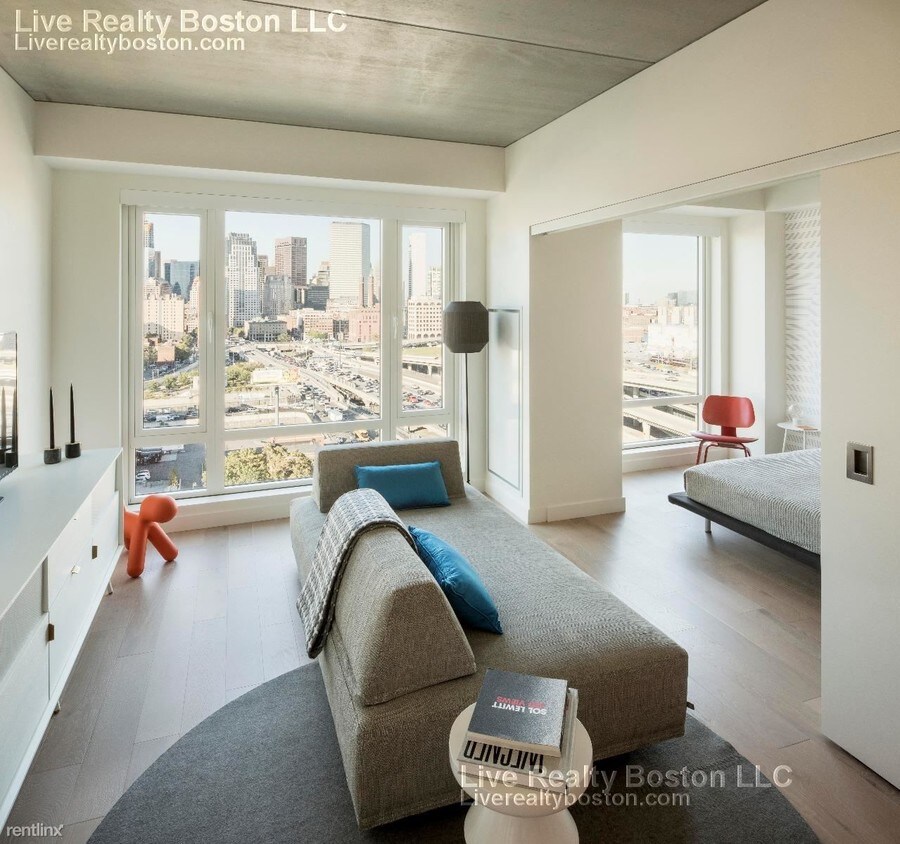 Foto principal - 34 Traveler St