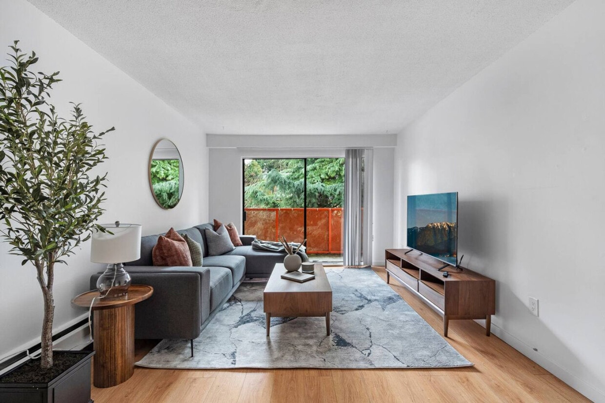 Photo principale - 1855 W 2nd Ave