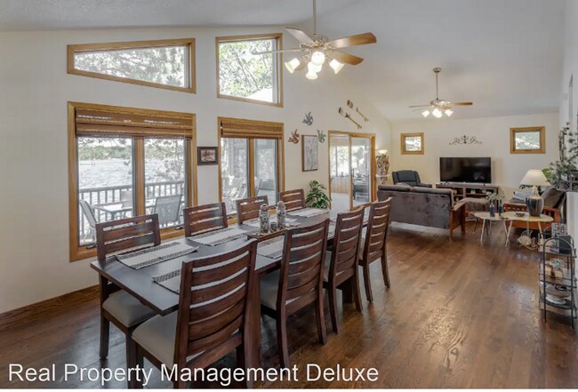 Foto del edificio - 3 br, 2 bath House - 14072 Big Pine Trail