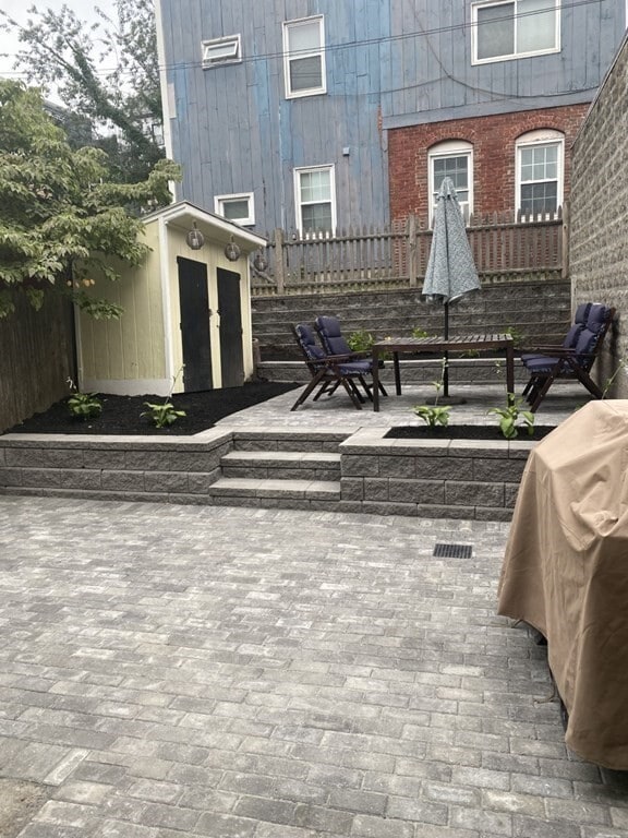 Primary Photo - 352 Medford St