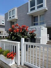 Building Photo - 151 N Annapolis Ave