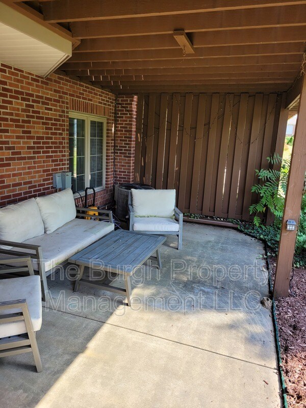 Building Photo - 184 Fairway Landings Dr