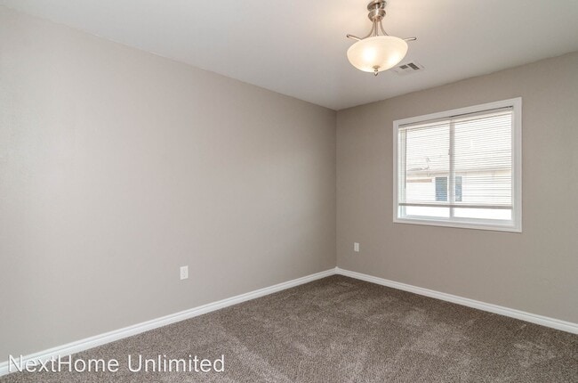 Building Photo - 4 br, 3 bath House - 38 Fuller Circle