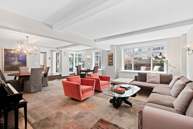Foto del edificio - 170 E 77th St