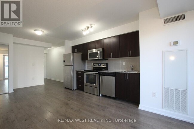 Photo du bâtiment - 1420 Dupont St