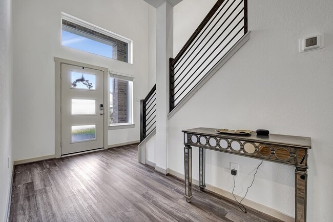 Building Photo - For Lease in City Gate gated community