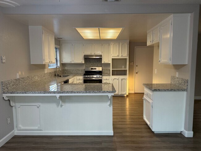 Building Photo - 3136 Terry Ave