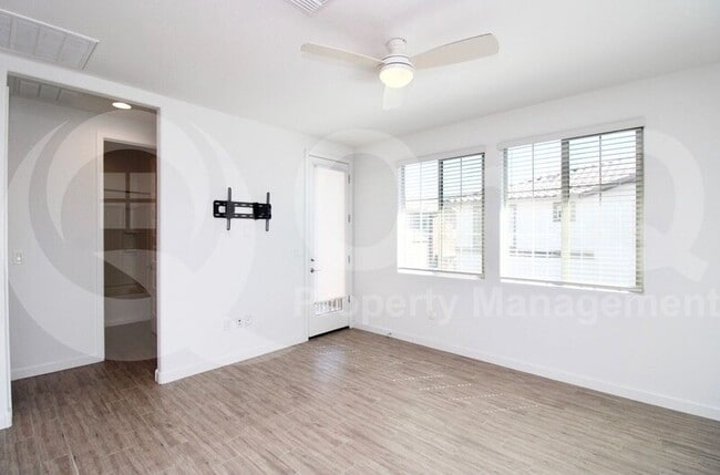 Foto del edificio - 4100 S Pinelake Way