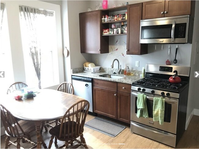 Foto del edificio - 8 Sunset St